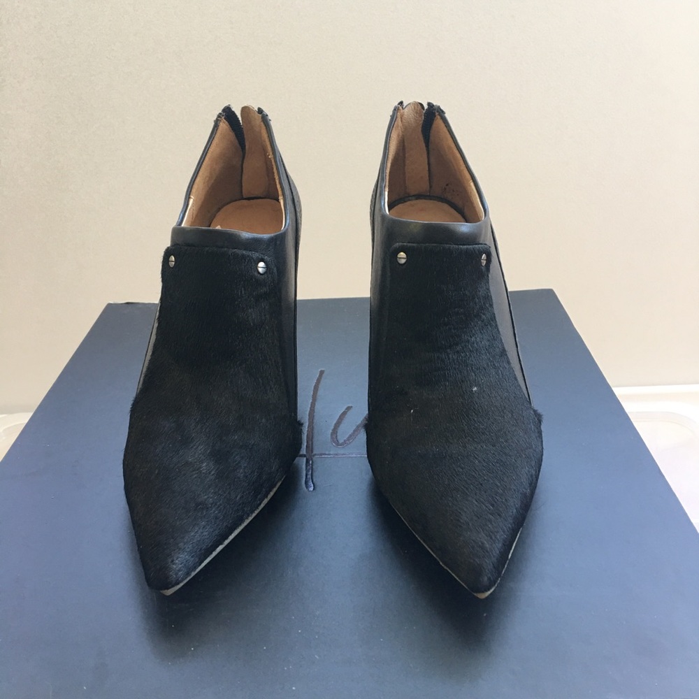 Ankle boots